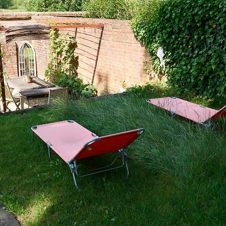 Villa Hut64 à Alderbury Extérieur photo